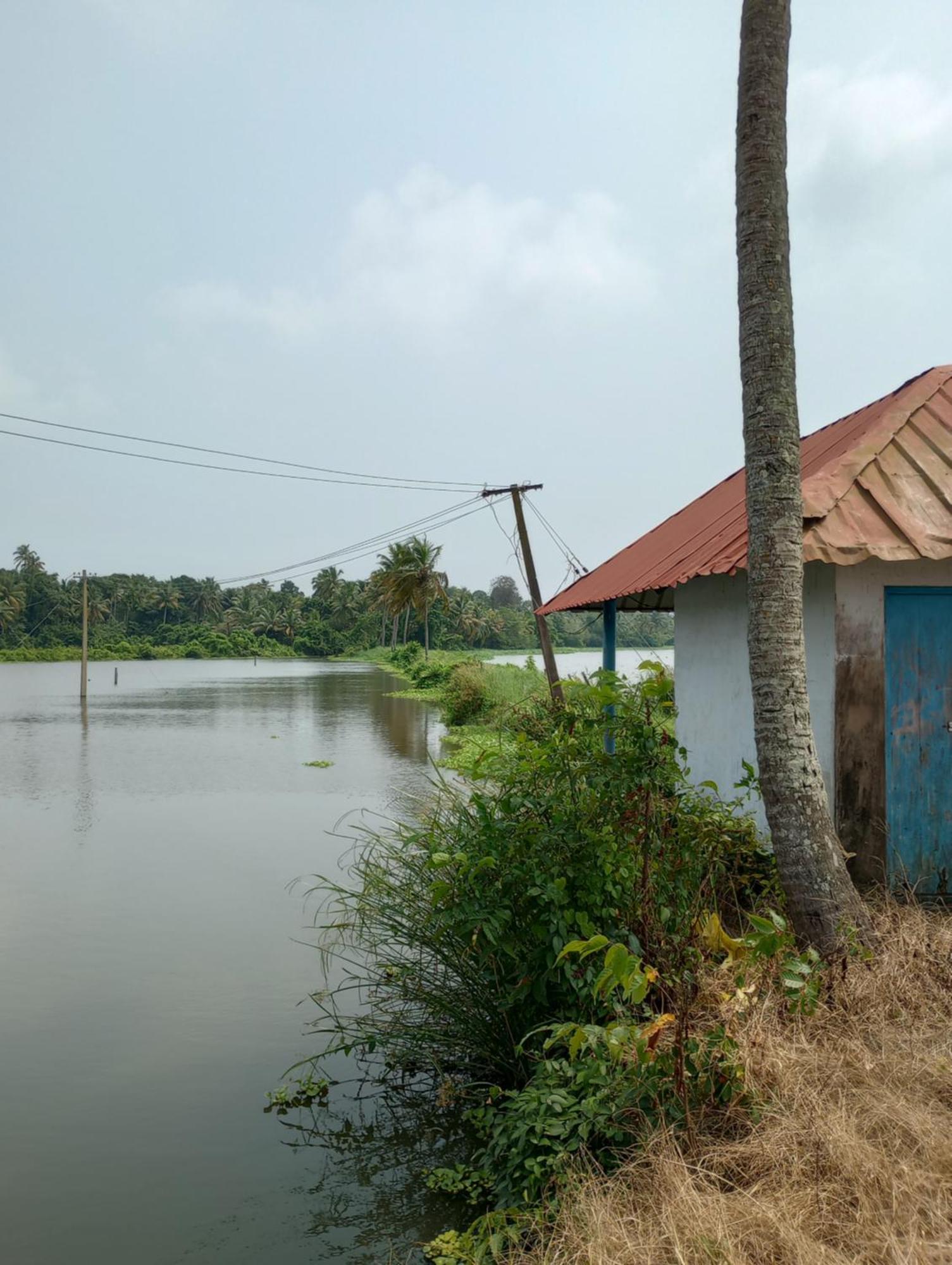 Waterfront Family Homestay Murinjupuzha Buitenkant foto